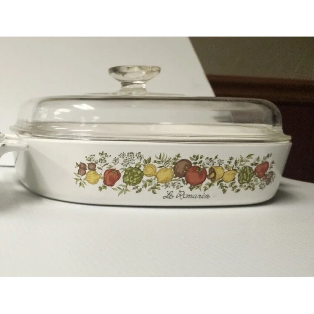 Corning Spice of Life  LeRomarin casserole dish‎ with lid